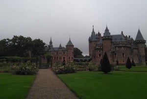 From Amsterdam: Muiderslot and De Haar Castle Tour