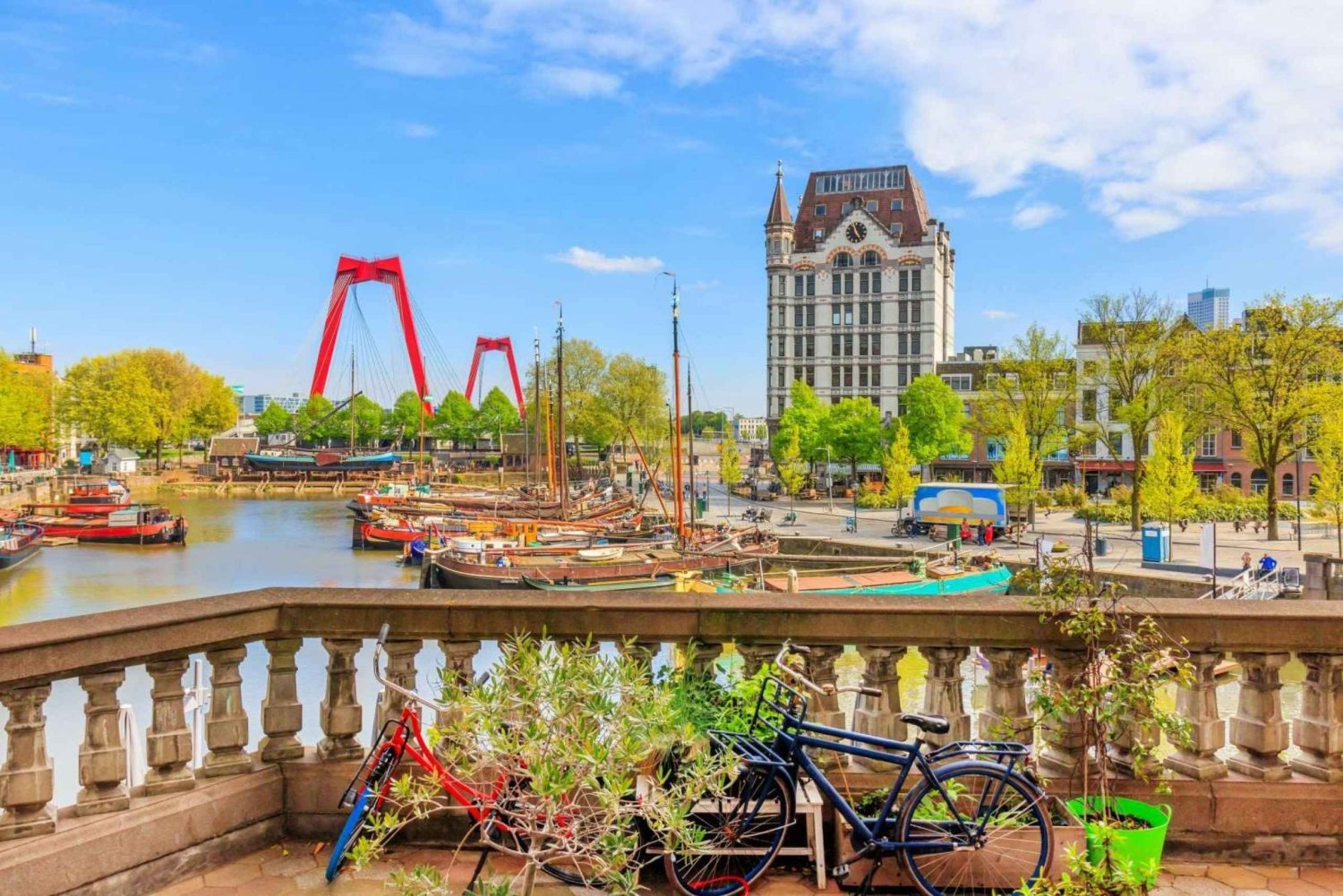Excursão privada de um dia pelos destaques do centro histórico de Amsterdã de carro