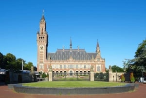 Private Day Tour of Amsterdam's Old Town Highlights by Car