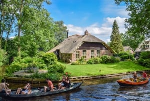 Visite privée de Giethoorn (Venise hollandaise) et de Batavia Land