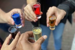 Paseo por los bares arcoíris: recorre Ámsterdam con estilo