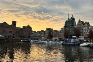 REDKULT: Punainen valoalue ja historiallinen keskusta