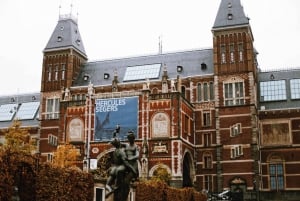 Rijksmuseum Guided Tour with Entry Ticket (8 guests max)