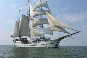 Amsterdam: 3-Masted Sailboat Waterway Cruise