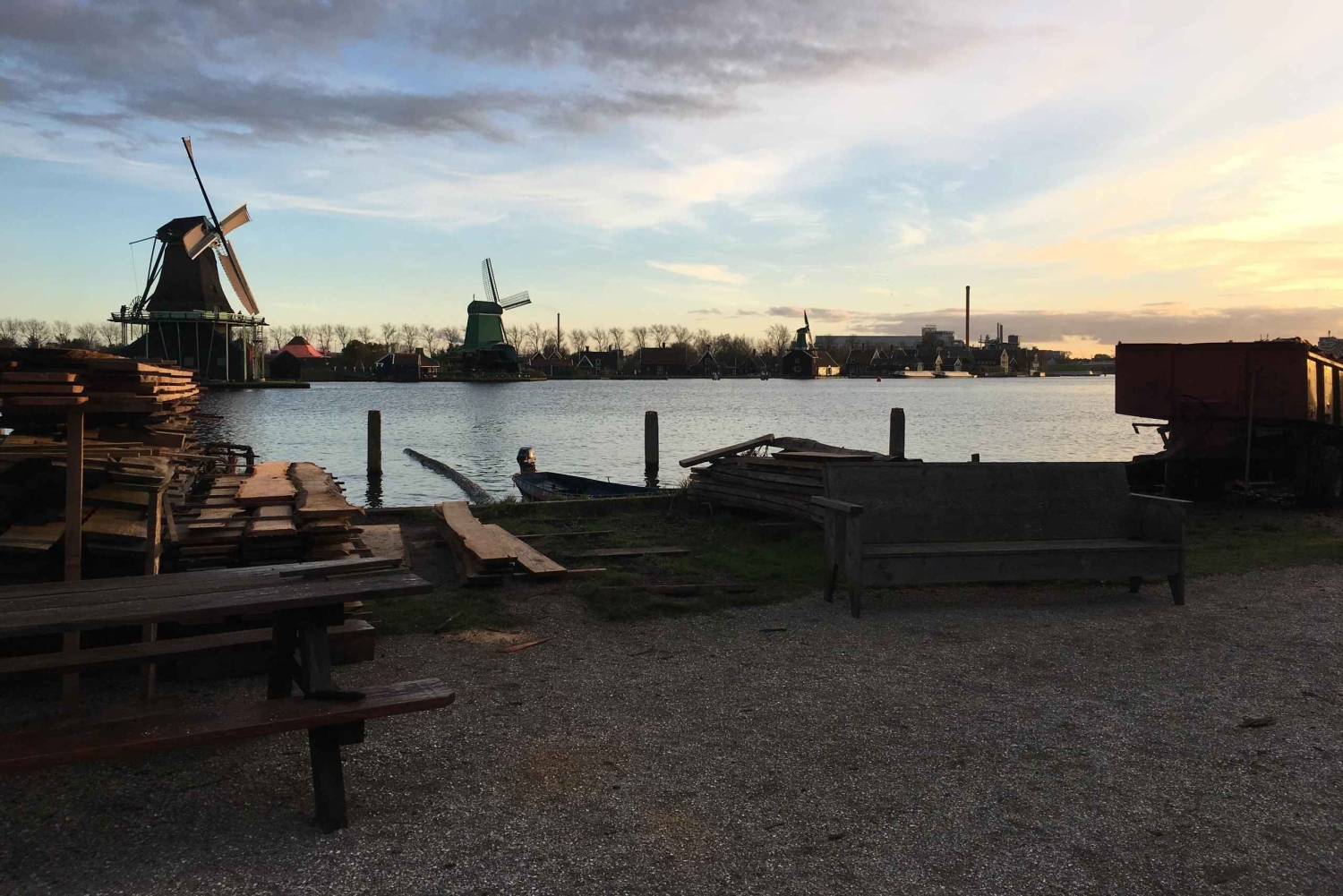 Частный трансфер из аэропорта Схипхол в Амстердам.