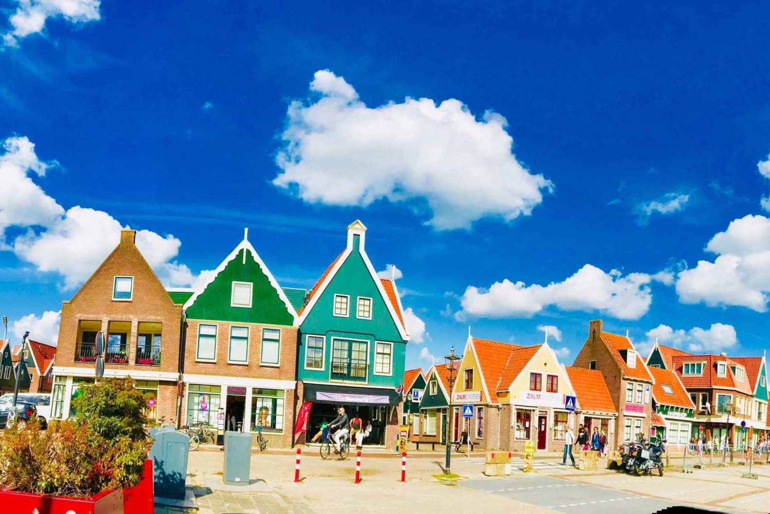 Tour per piccoli gruppi a Zaanse Schans e Volendam con servizio di prelievo in hotel