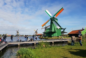 Tour per piccoli gruppi a Zaanse Schans e Volendam con servizio di prelievo in hotel