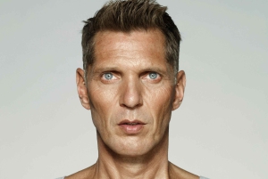 アムステルダム市立近現代美術館のチケットをご用意しております