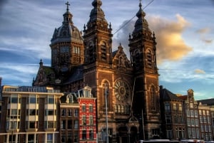 Amsterdam: Unveiling the Secrets Redlight District Tour