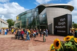 Van Gogh and Rijksmusuem Tour: Small Group Tour with Entry