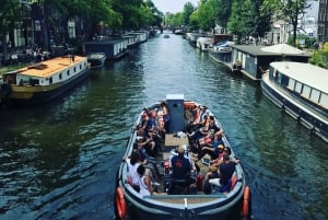 Visit Amsterdam by Boat with a French Guide (french)