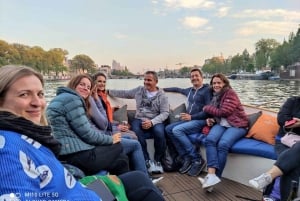 Visit Amsterdam by Boat with a French Guide (french)