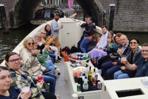 Visit Amsterdam by Boat with a French Guide (french)