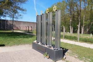 Vught : Visite en petit groupe du camp du mémorial national de la Seconde Guerre mondiale