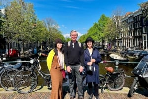 Amsterdam: Small Group Walking Tour with Fun Guide