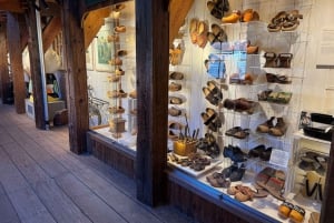 Private Tour durch Zaanse Schans und Giethoorn + 1-stündige Kanalrundfahrt