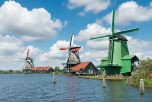 Zaanse Schans: Ylellinen yksityinen minibussikierros + Volendam/Edam