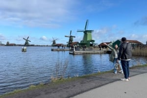 Zaanse Schans & Volendam Private Tour: Windmills and Cheese