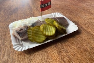 Zaanse Schans & Volendam Private Tour: Windmills and Cheese