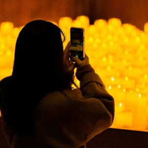 Candlelight: Ed Sheeran incontra i Coldplay