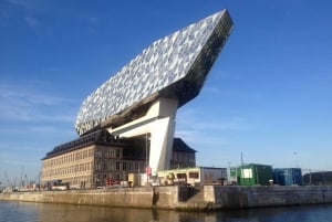 Antuérpia: passeio privado de barco no antigo porto, incluindo. Bebidas e lanches