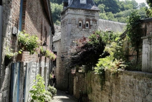 Brussels: Durbuy and Kasteel Bouchout Private Day Trip