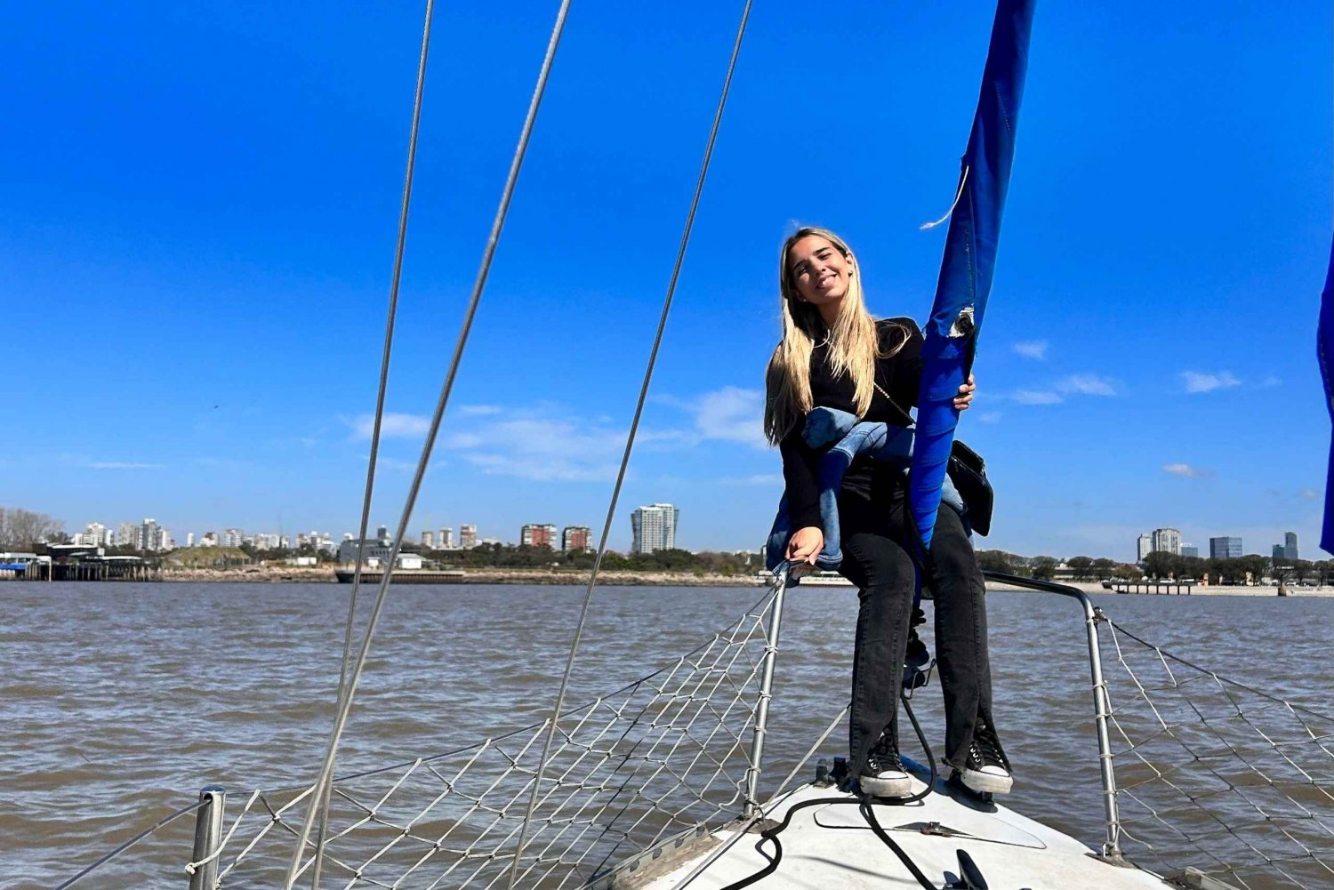 1 hora e 30 minutos de passeio de barco, as melhores vistas da cidade de Buenos Aires