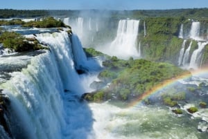 Viaje de 2 días a las Cataratas del Iguazú con billete de avión desde Buenos Aires