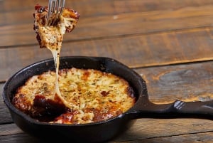 34 Local Argentinian Foods and Drinks Tasting in Mendoza