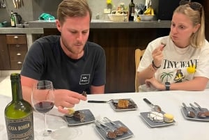 34 Local Argentinian Foods and Drinks Tasting in Mendoza