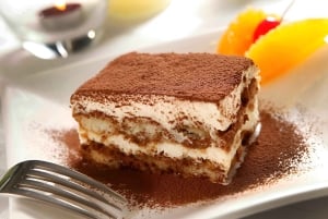 34 Local Argentinian Foods and Drinks Tasting in Mendoza