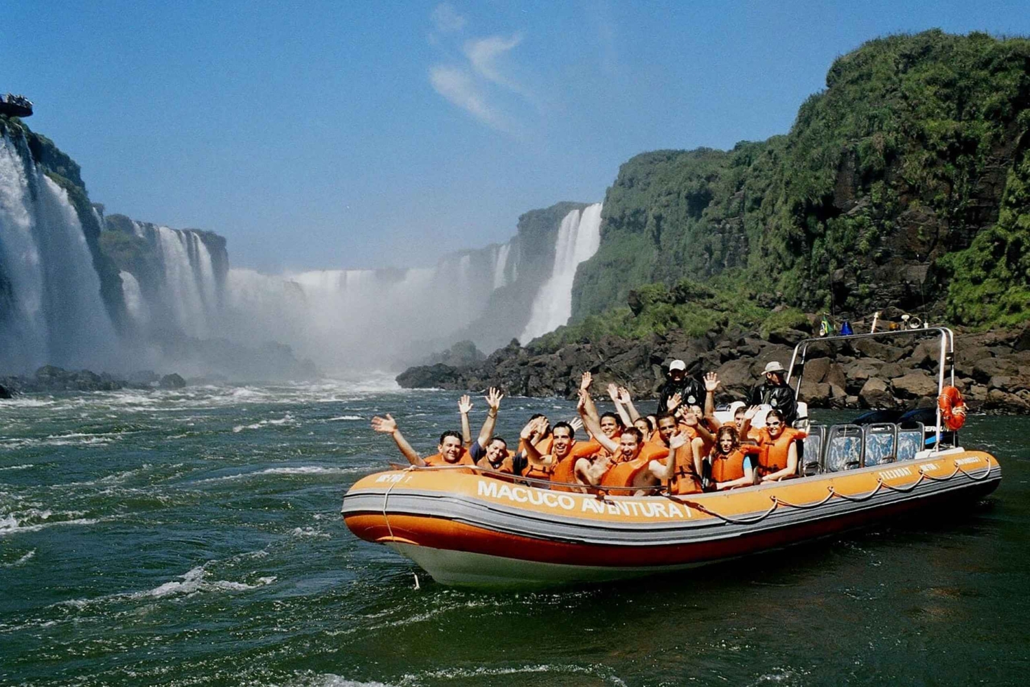 Przygoda w wodospadach Iguazu: Safari, park ptaków i wodospady