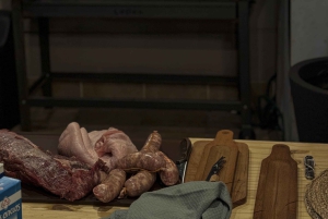 Asado Argentino num terraço privado. Hora do pôr do sol.