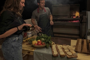 Asado Argentino num terraço privado. Hora do pôr do sol.