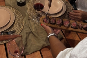 Asado Argentino num terraço privado. Hora do pôr do sol.