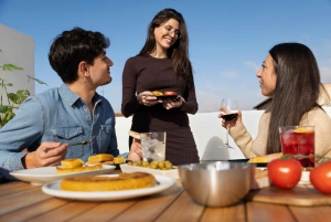 Asado ao pôr do sol em um terraço