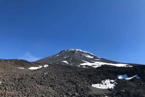 Ascenso al volcán Lanín, 3.776msnm, desde Pucón