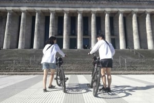 BA: Tour en bicicleta de día completo, gastronomía y cultura, máximo 6 personas.