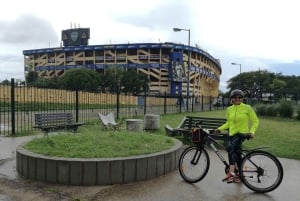 BA: Tour en bicicleta de día completo, gastronomía y cultura, máximo 6 personas.