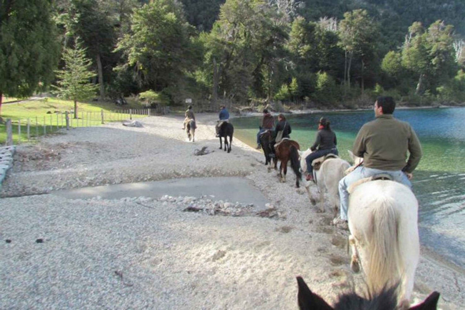 Bariloche: Express horseback riding in Gutierrez Lake