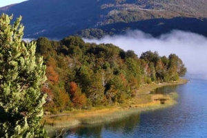 Bariloche: El Bolsón- en Puelo-meertour van een hele dag