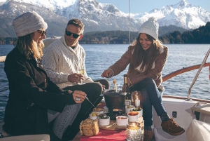 Bariloche: Passeio de Veleiro Gourmet no Lago Nahuel Huapi