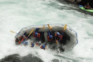 Bariloche: Manso-joen koskenlaskuseikkailu rajalle
