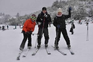 Bariloche: Semi-exclusive skiing or snowboarding lesson Cerro Catedral