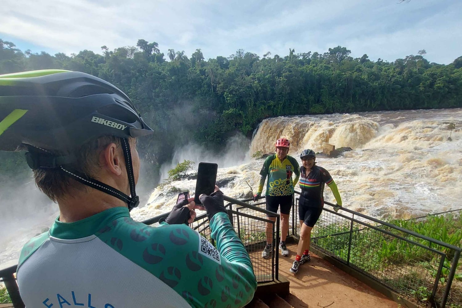 Tour en bicicleta por 3 países en un día (día completo)