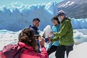 Blue Safari: The Perito Moreno Glacier in your hands.