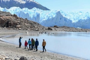 Blue Safari: The Perito Moreno Glacier in your hands.