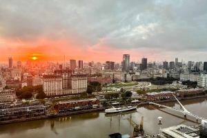 Buenos Aires efter mörkrets inbrott: En upplevelse med stadsljus och solnedgång