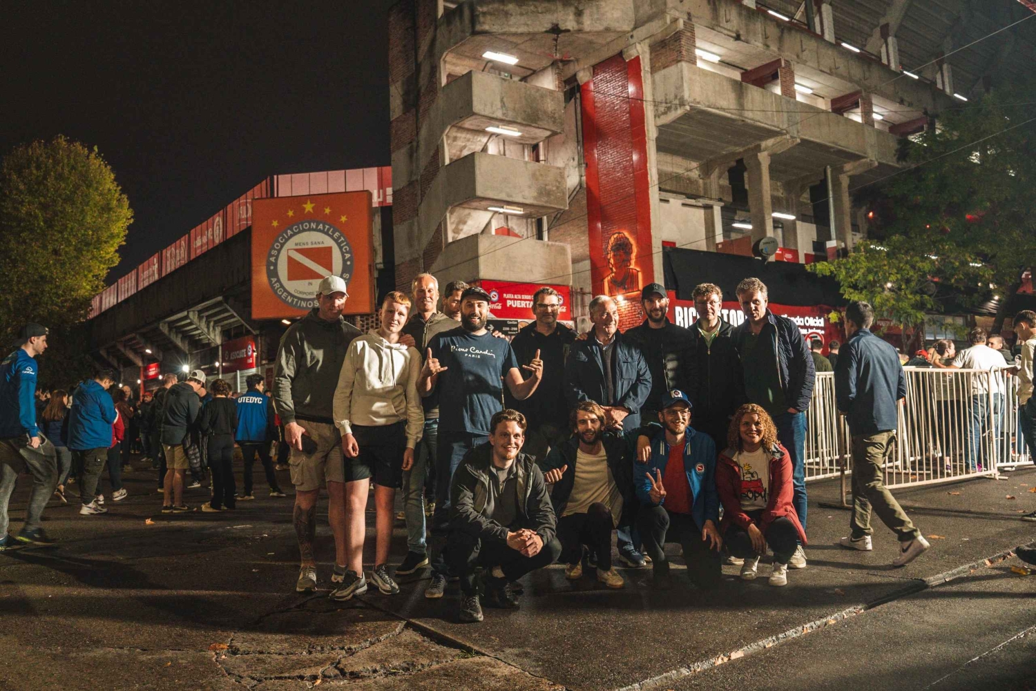 Buenos Aires: Besuche ein Live-Fußballspiel mit einem Einheimischen