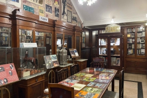 Buenos Aires: Breakfast at Café Tortoni with Stories